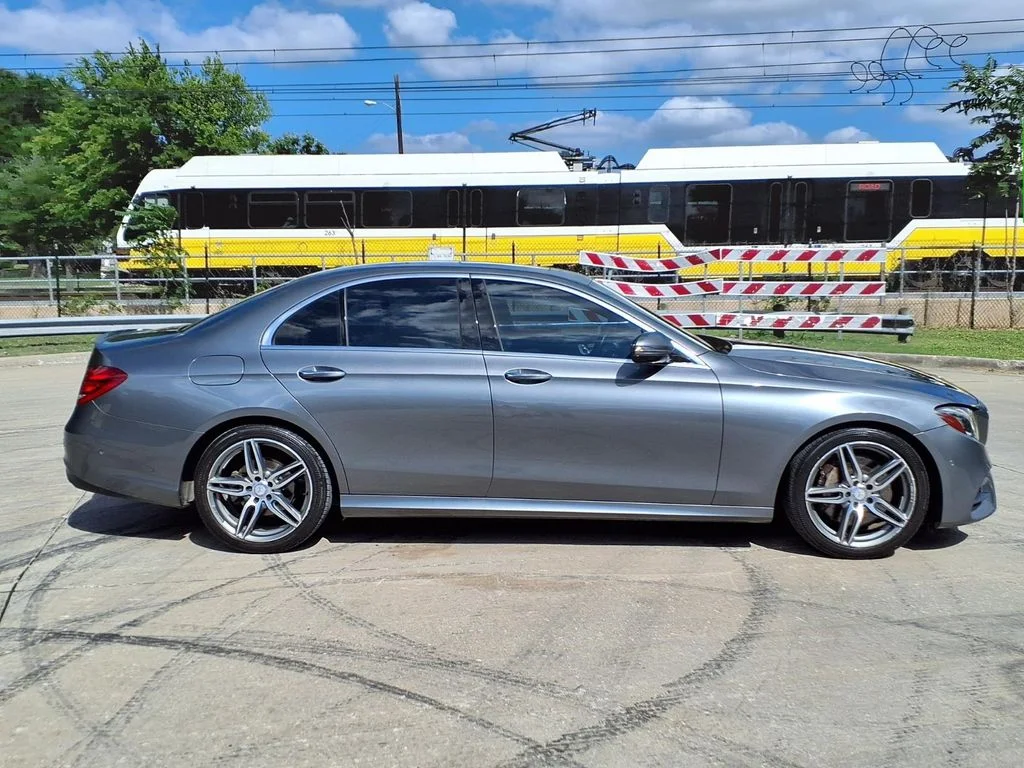 Used 2017 Gray Mercedes-Benz E 300 image 2