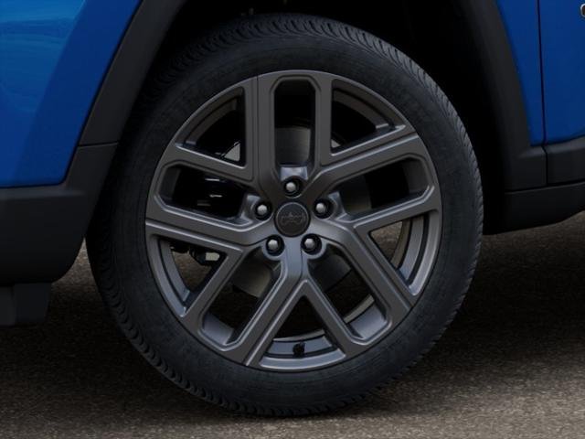 New 2026 Hydro Blue Pearl-Coat Exterior Paint Jeep Limited Altitude image 34