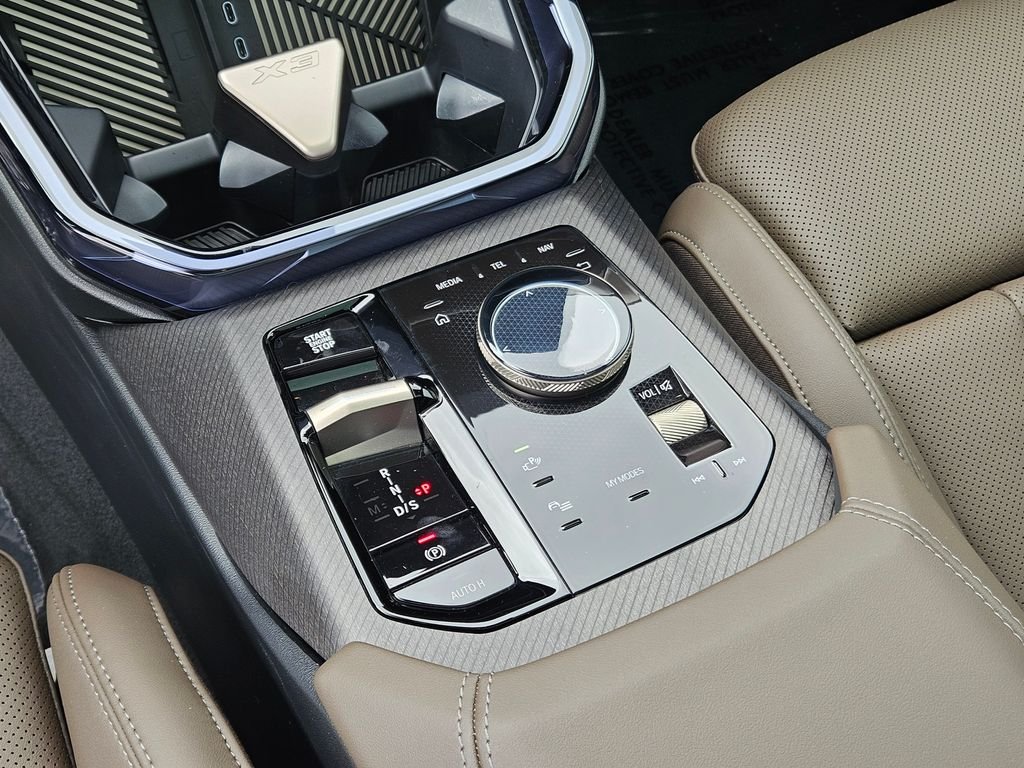 Used 2025 Dark Graphite Metallic BMW 30 xDrive image 27