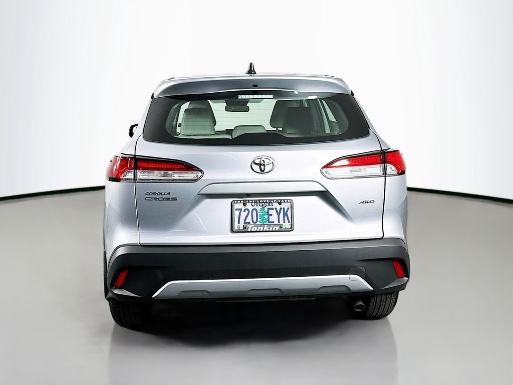 Used 2025 Silver Toyota L image 7