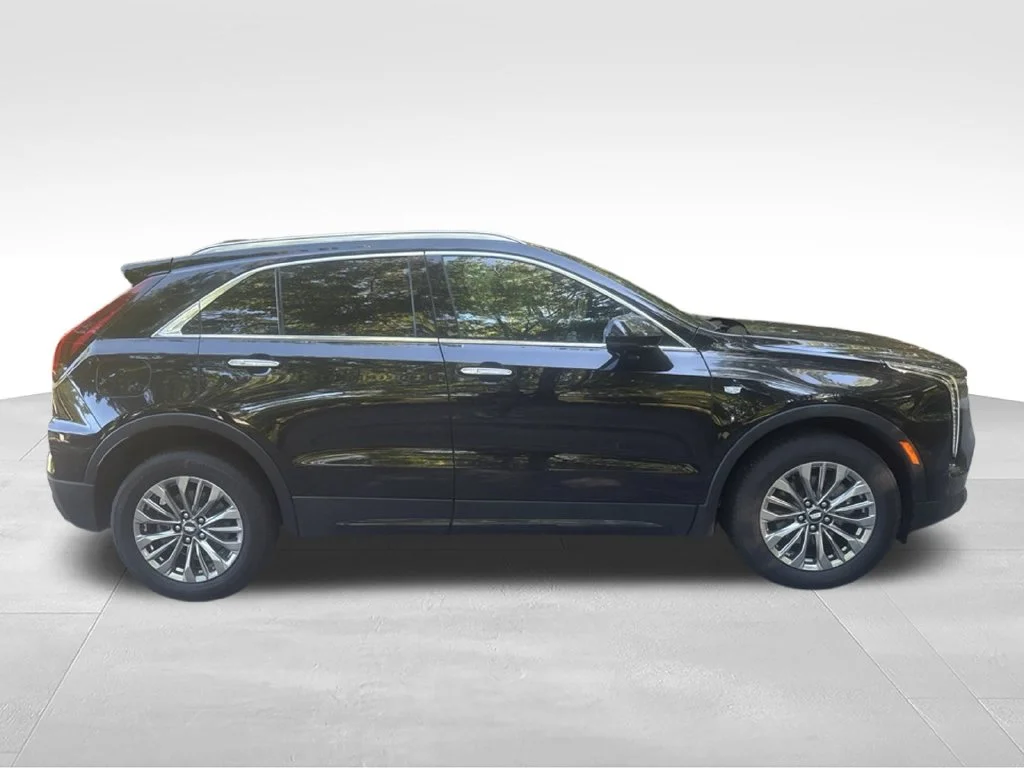 Used 2025 Black Cadillac Premium Luxury image 5