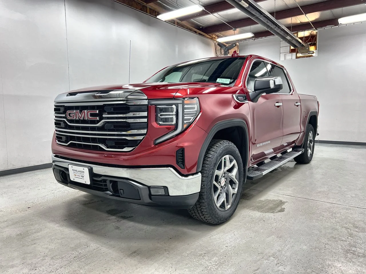 2026 GMC Sierra 1500 SLT - Photo 43