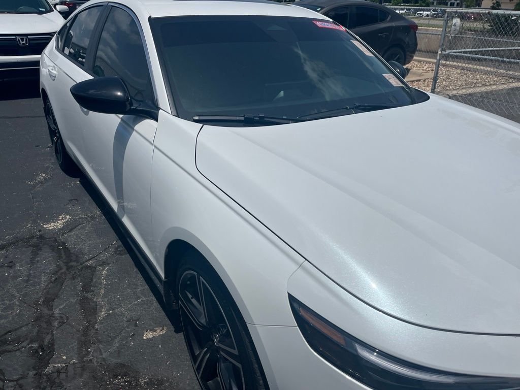 2025 Honda Accord Hybrid Sport - Photo 3