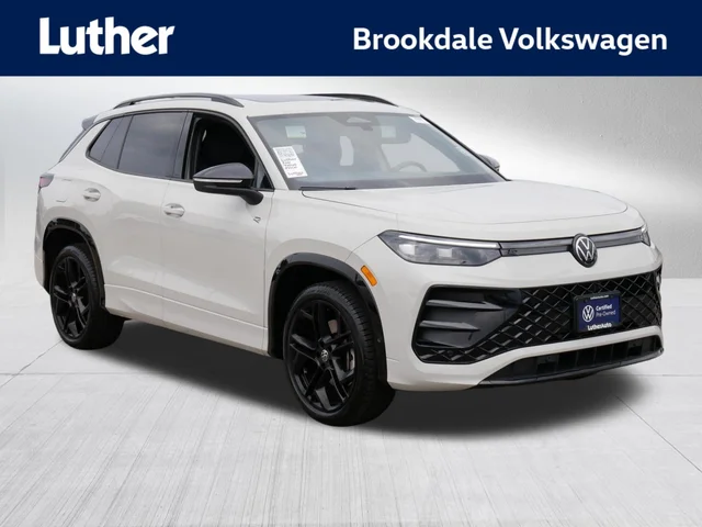 2025 Volkswagen Tiguan SE R-Line Black