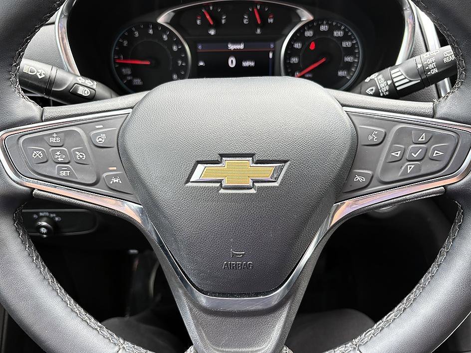 Used 2024 Lakeshore Blue Metallic Chevrolet LT image 19