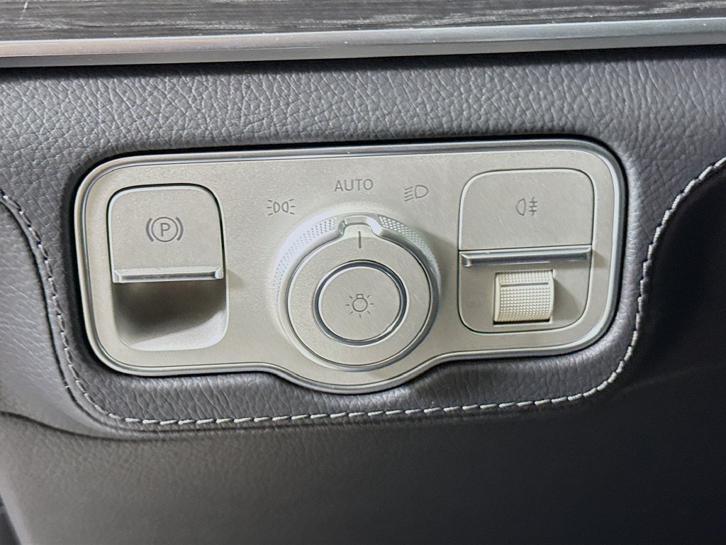 New 2026 MANUFAKTUR Alpine Grey Mercedes-Benz GLS 450 image 46