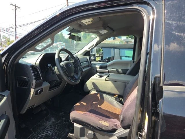 Certified Used 2022 Black Metallic Ford XLT image 5
