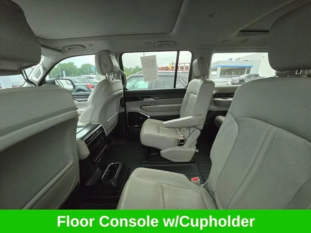 Certified Used 2023  Jeep Series III image 23