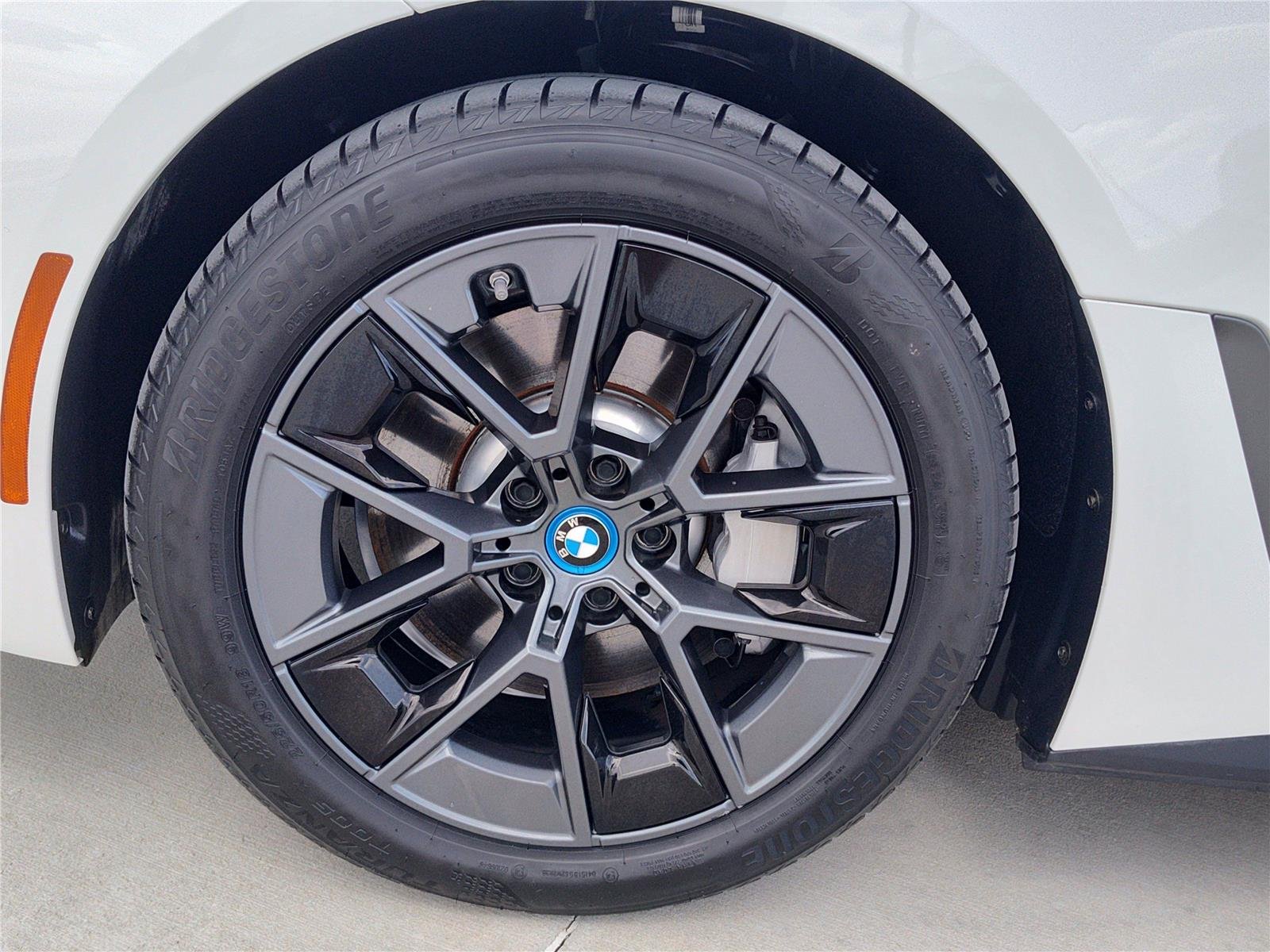 Certified Used 2023 Alpine White BMW eDrive35 image 10
