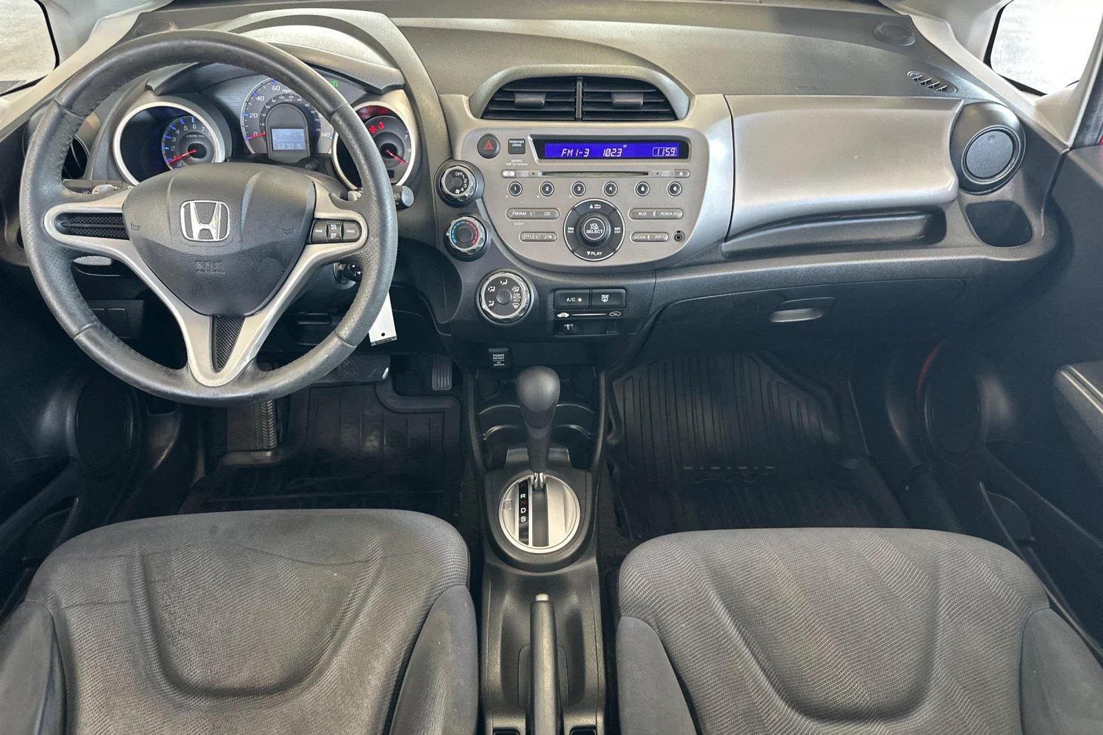 Used 2009 Milano Red Honda Sport image 12