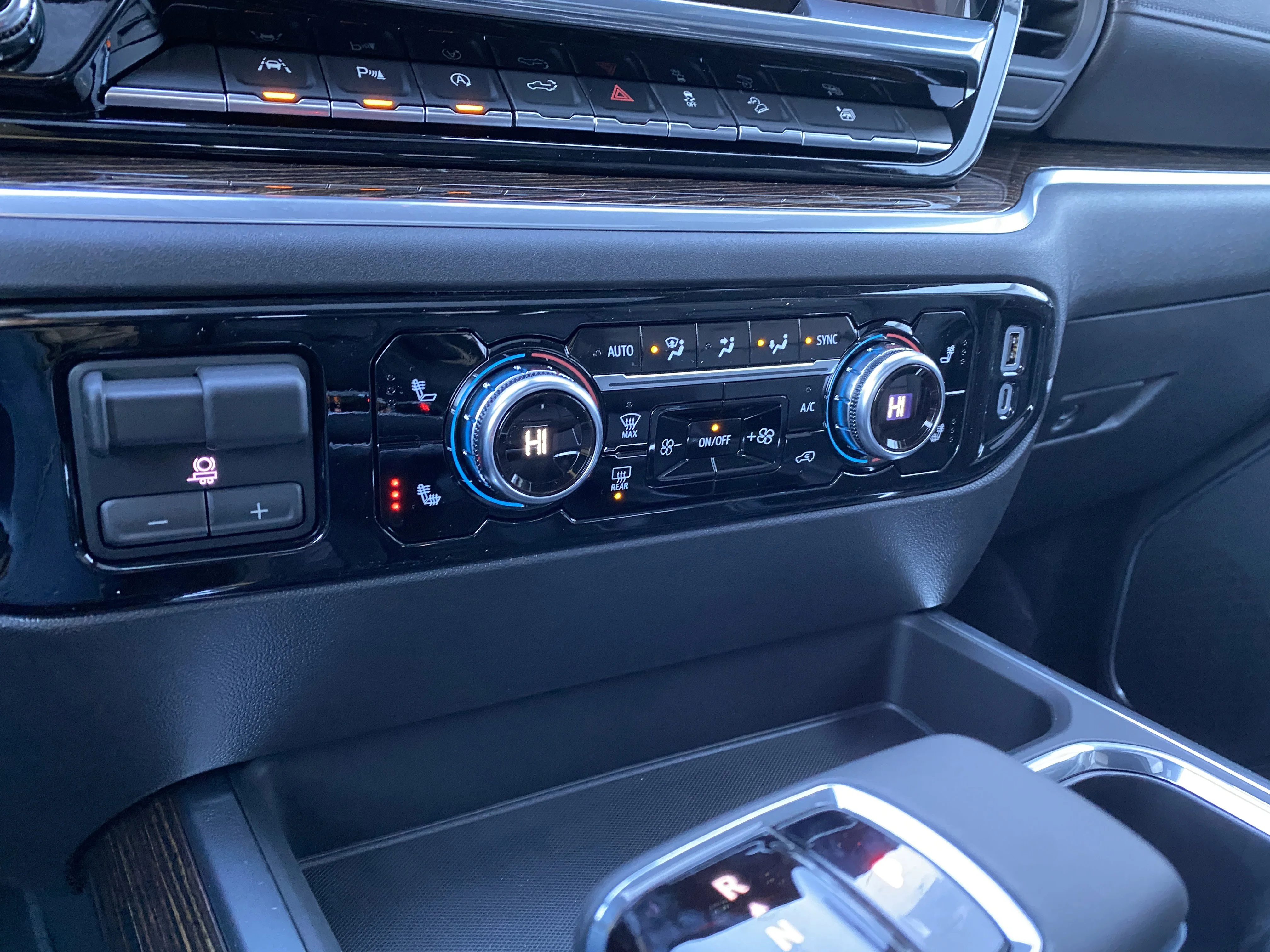 New 2026 STERLING METALLIC GMC Elevation image 22