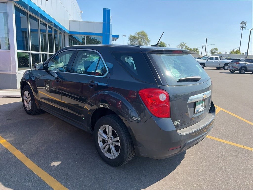 Used 2014 Ashen Gray Metallic Chevrolet LS image 5
