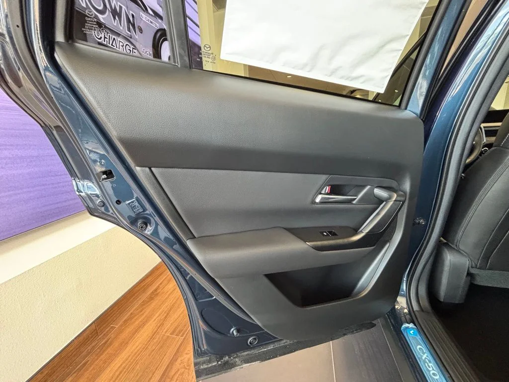 2025 Mazda CX-50 Premium Plus - Photo 16