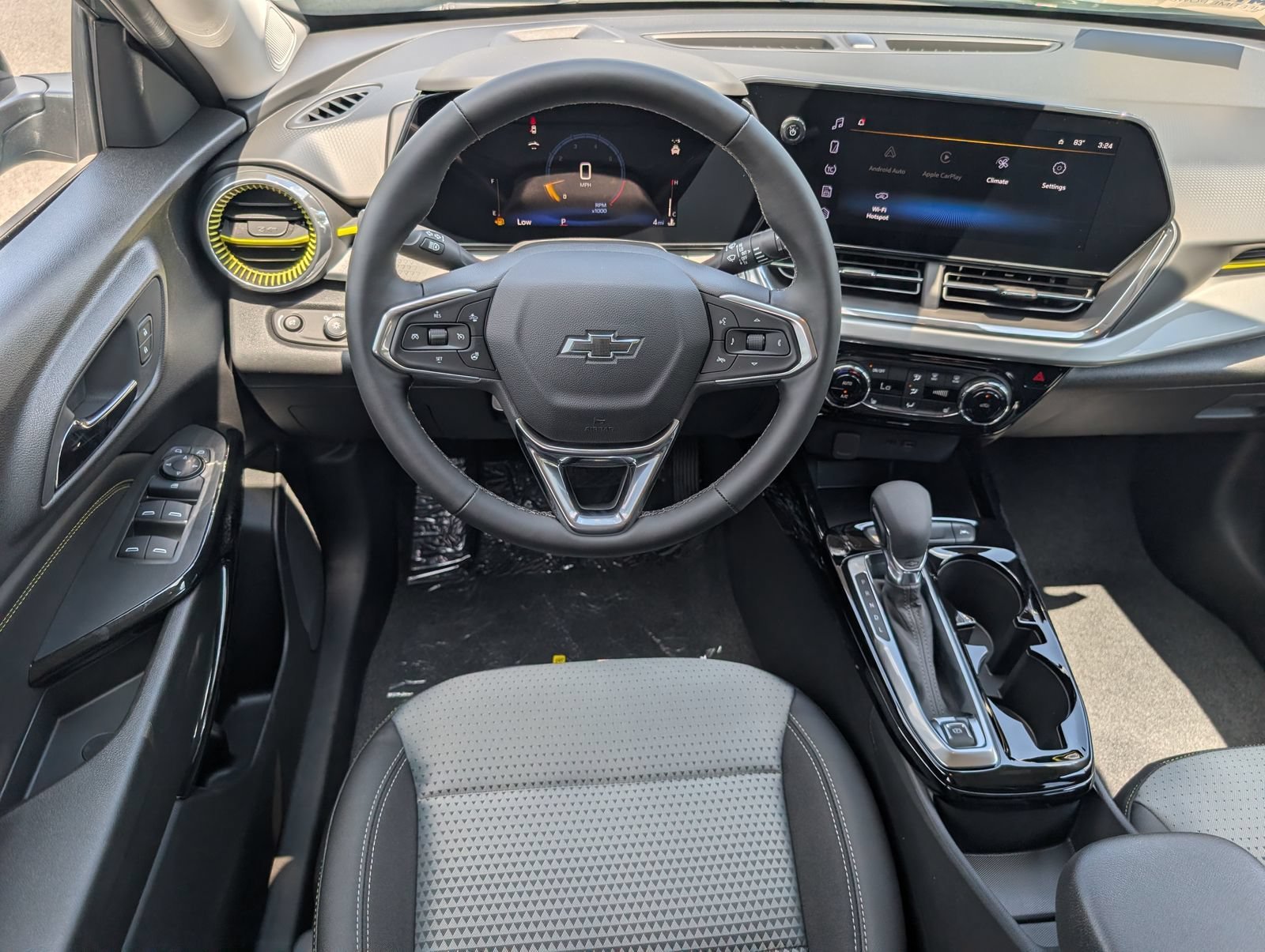 2026 Chevrolet Trax LT - Photo 9