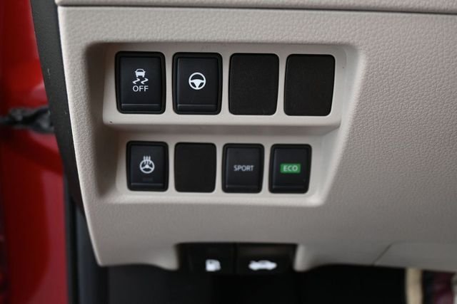 Used 2020 Scarlet Nissan SV image 13