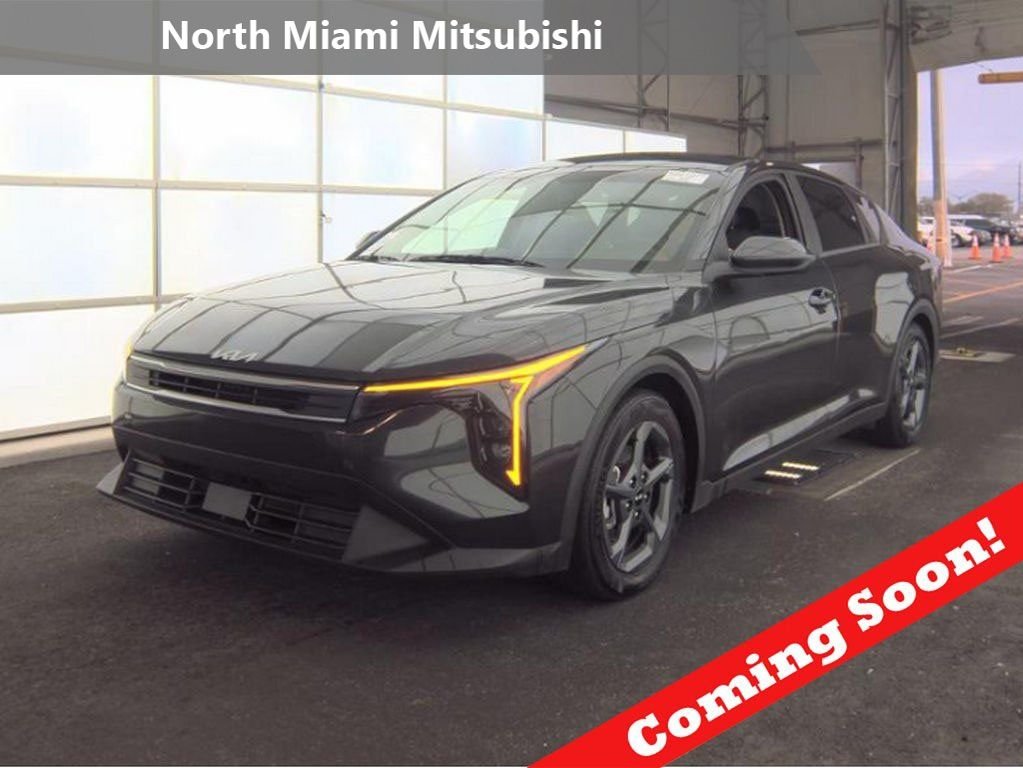 2025 Kia K4 LXS