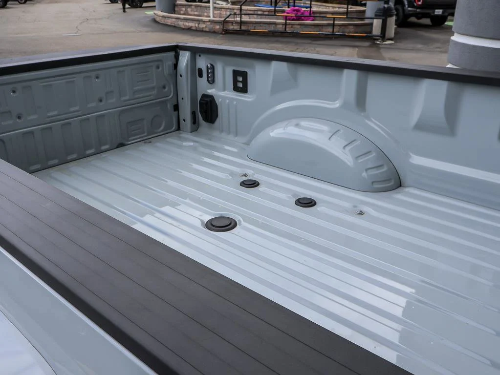 Used 2026 Avalanche Ford LARIAT image 41