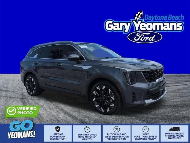 Certified Used 2025 Gray Kia SX image 1