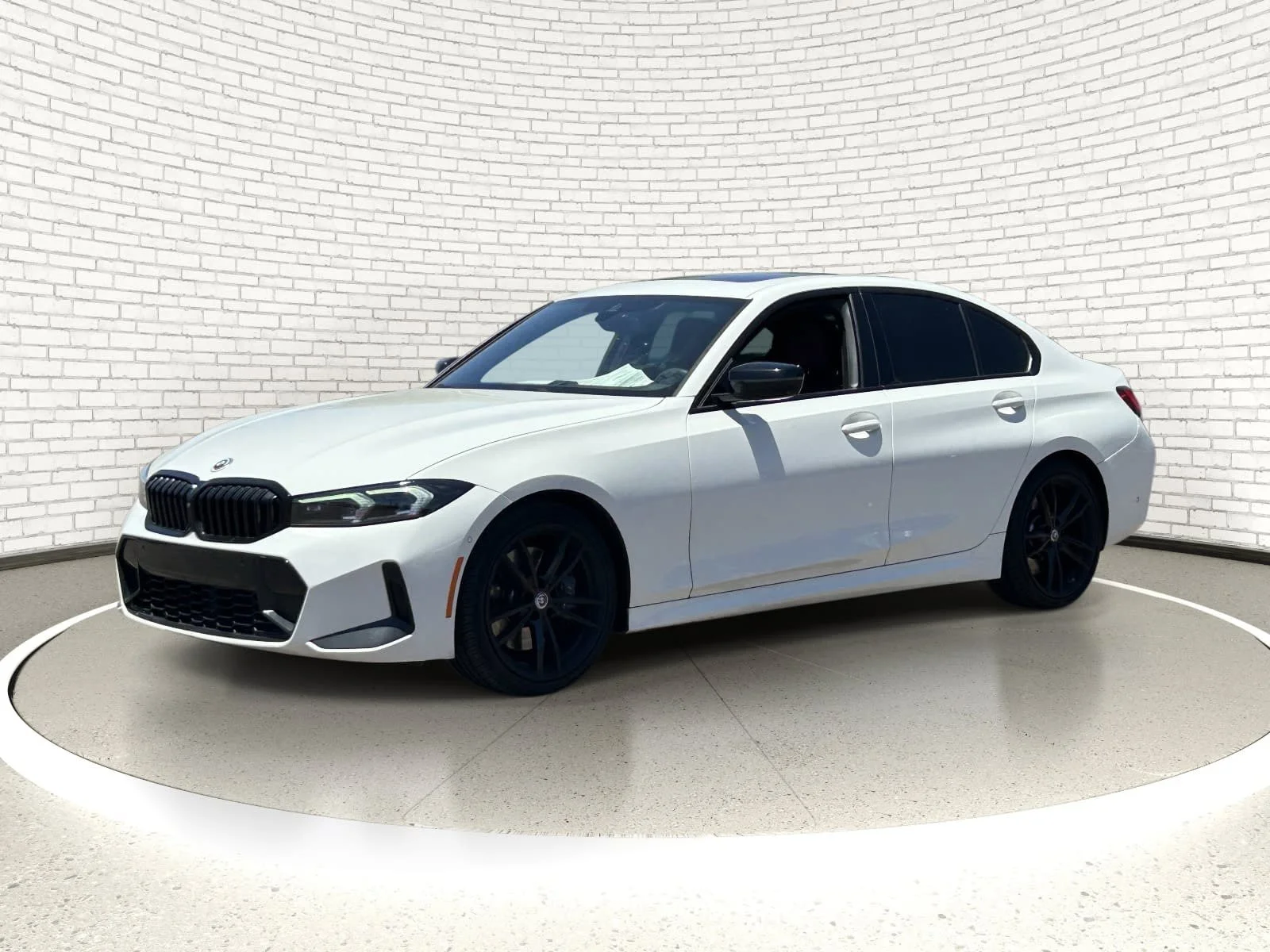 2023 BMW 3 Series 330i - Photo 11
