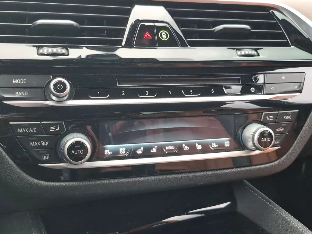 Used 2019 Blue BMW Base image 12