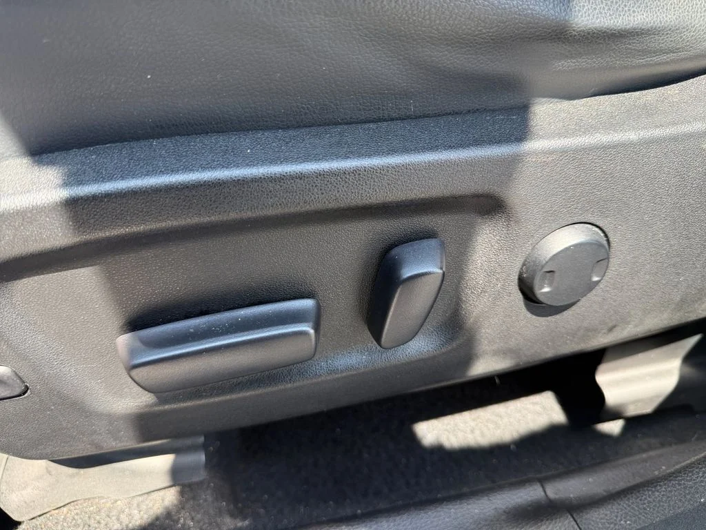 Used 2018 Gray Toyota SE image 32