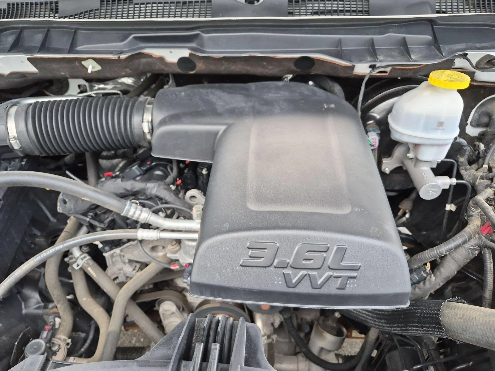 Used 2022 Bright White Clearcoat Ram Warlock image 37
