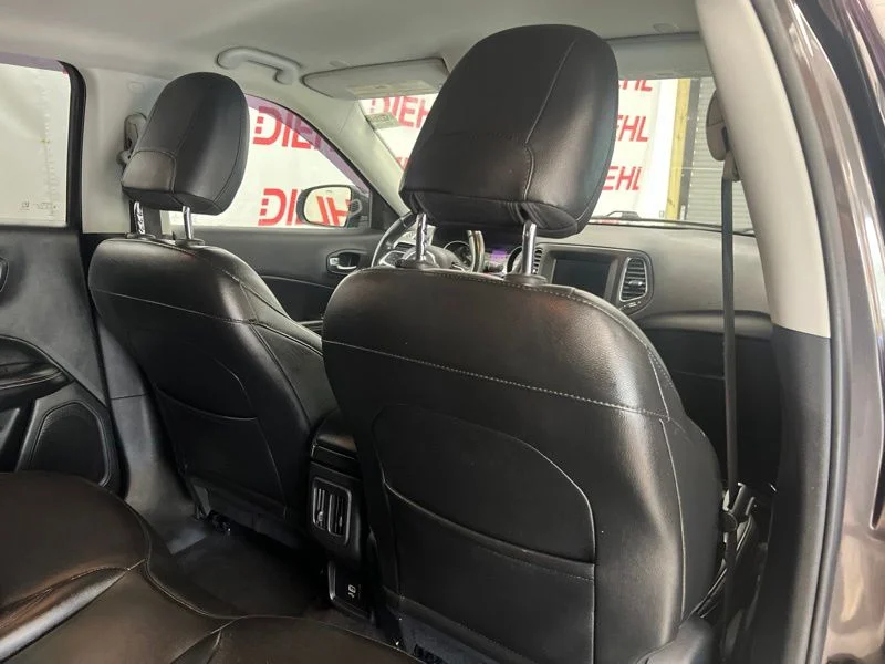 Used 2020 Gray Jeep Latitude image 11