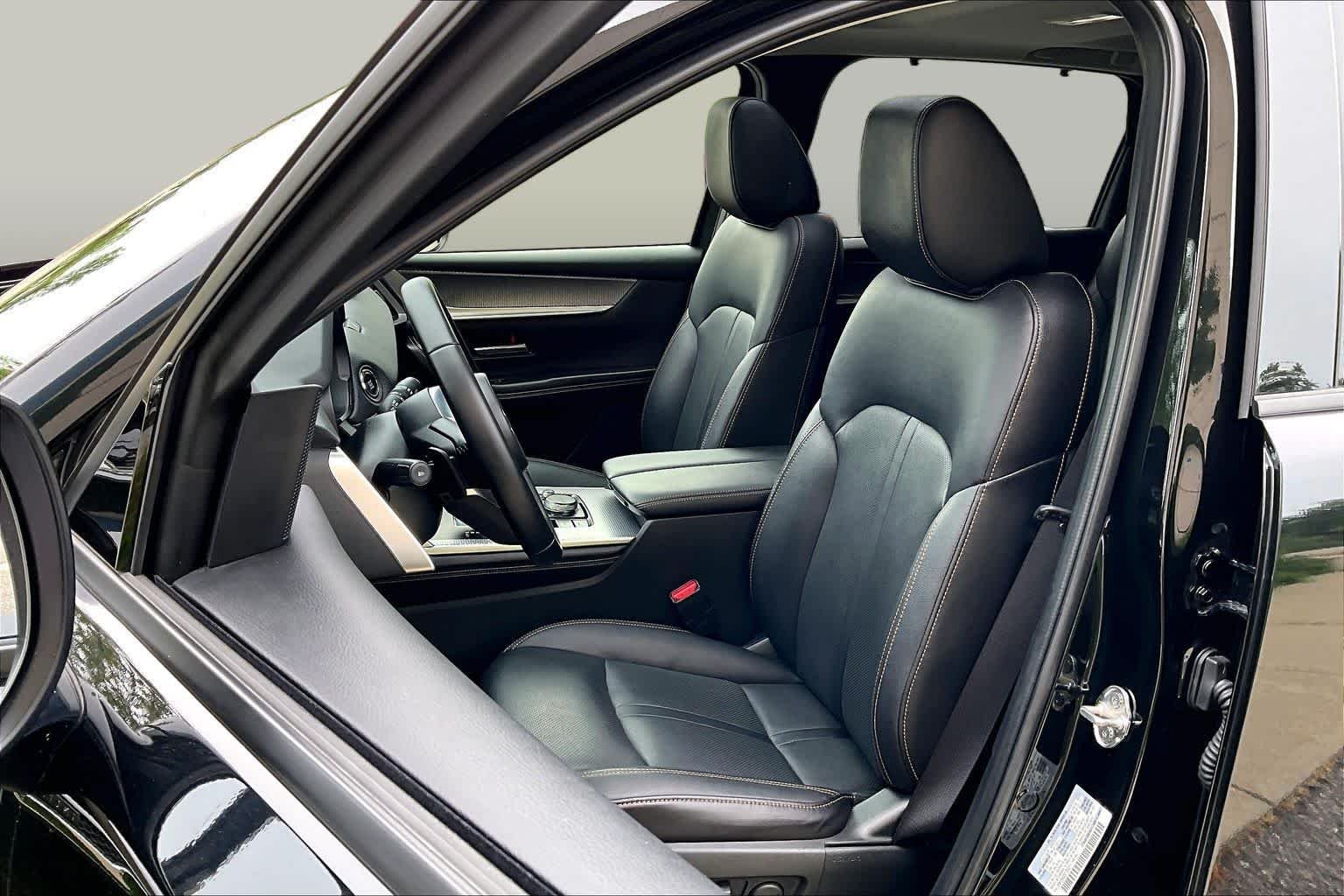 Used 2025 Jet Black Mica Mazda Preferred Package image 9