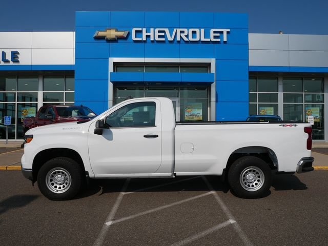 New 2026 Summit White Chevrolet WT image 3