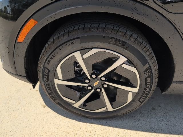 New 2026 Black Chevrolet LT image 3