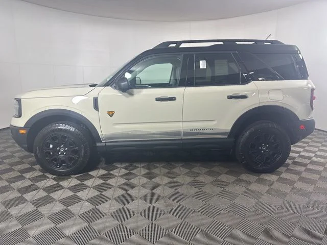 New 2025 Beige Ford Badlands image 7