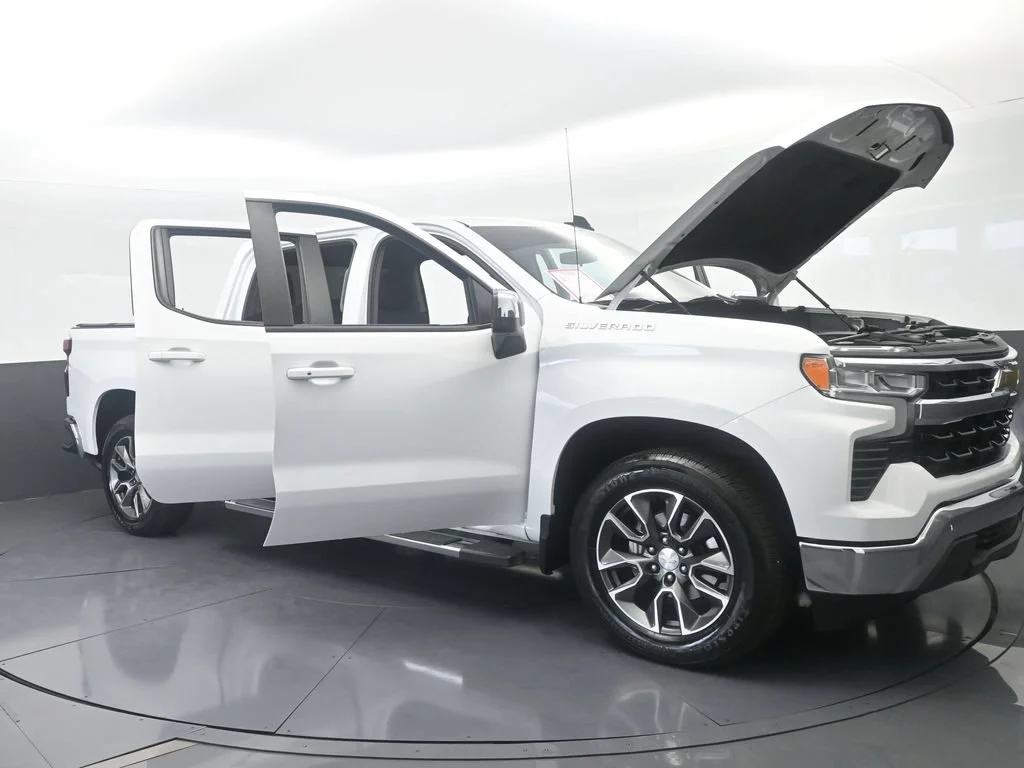 Used 2023 Summit White Chevrolet LT image 73
