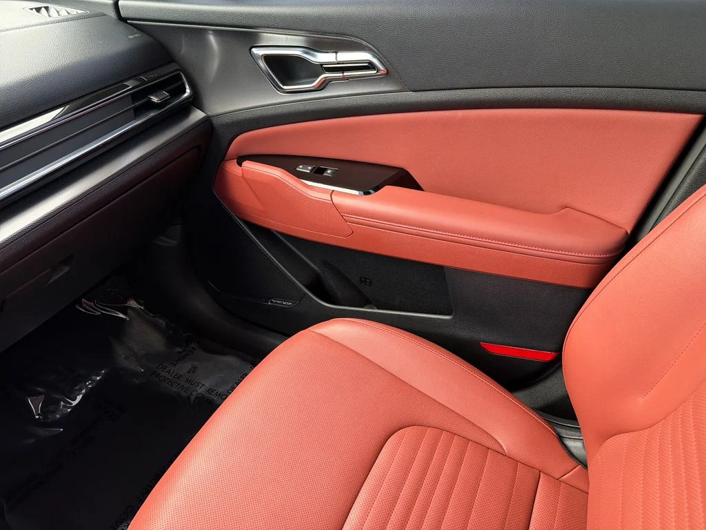 2023 Kia Sportage SX - Photo 30