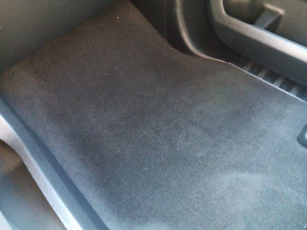 Used 2019 Black Metallic Ford Lariat image 27