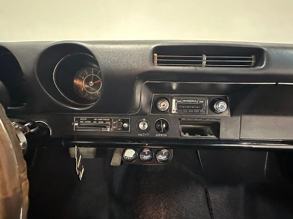 Used 1968 Red Oldsmobile  image 57