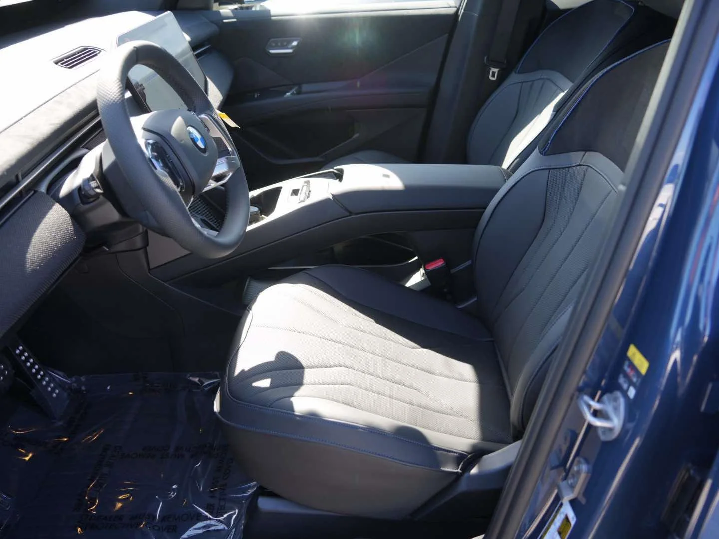 New 2027 Ocean Wave Blue Metallic BMW 50 xDrive image 15