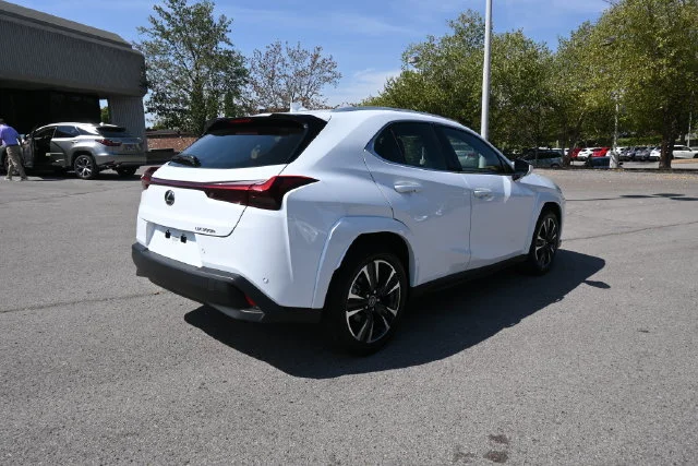 Certified Used 2026 ULTRA WHITE Lexus 300h Premium image 3