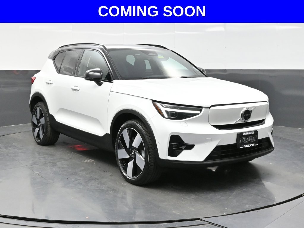 2023 Volvo XC40