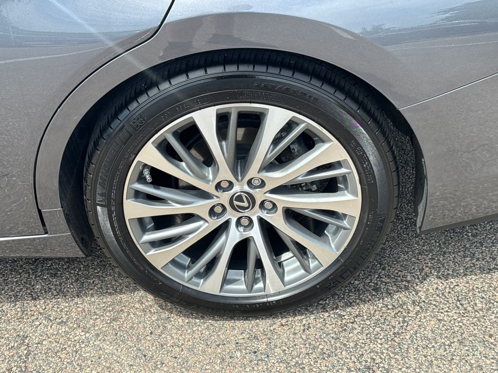 Used 2020 Gray Lexus 350 image 42