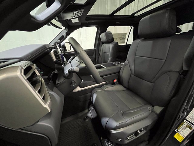 New 2026 Magnetic Gray Metallic Toyota  Platinum image 10