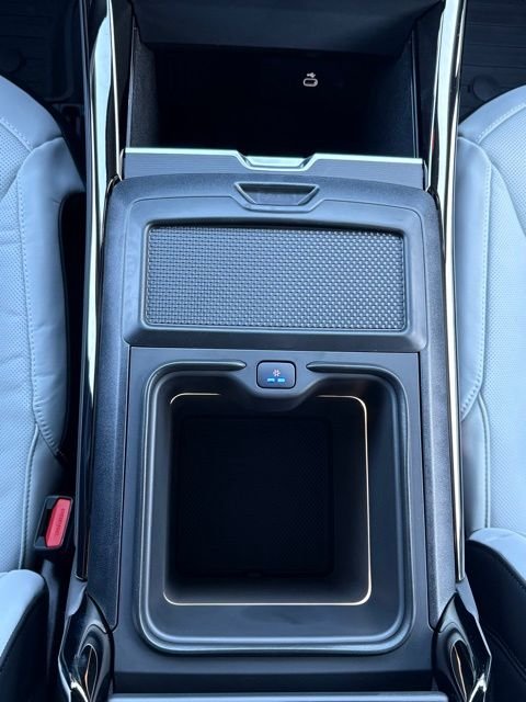 New 2026 Carpathian Grey Land Rover Dynamic SE image 29