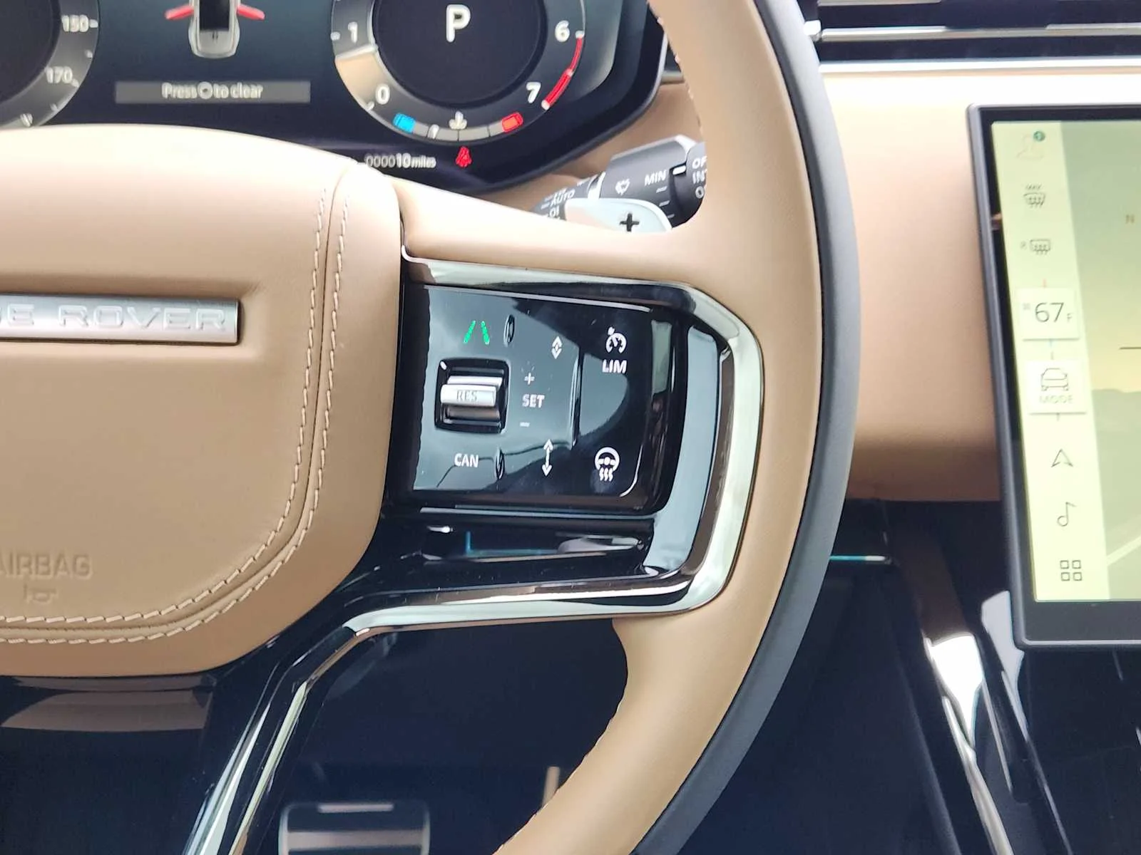 New 2026 Carpathian Grey LAND ROVER Dynamic SE image 28