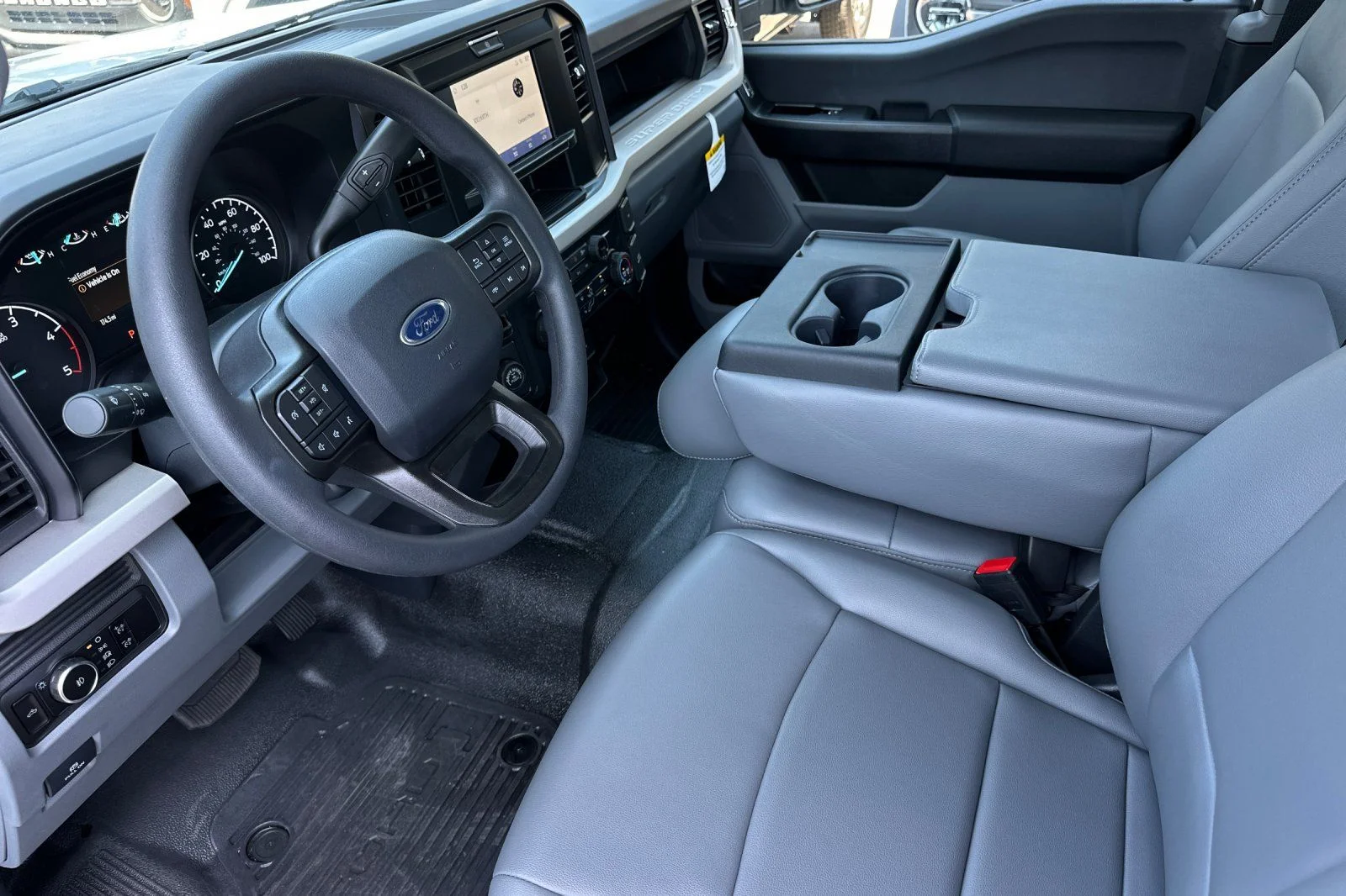 2026 Ford F-250 Super Duty XL - Photo 9