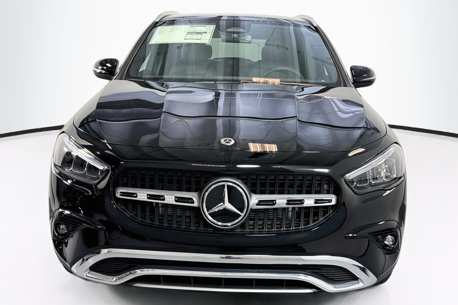 New 2026 Night Black Mercedes-Benz GLA 250 image 2