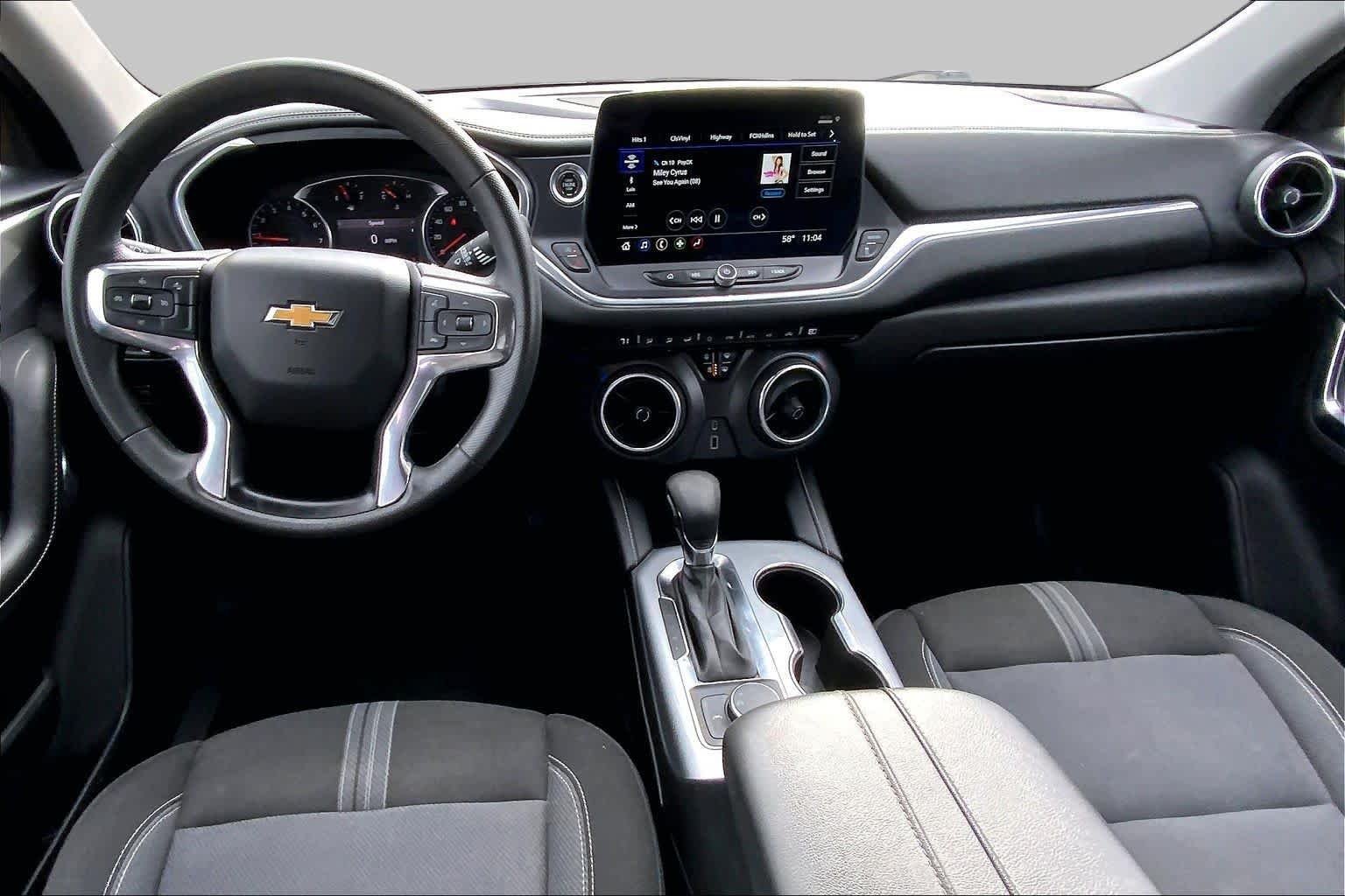 Used 2023 Iridescent Pearl Tricoat Chevrolet LT image 16