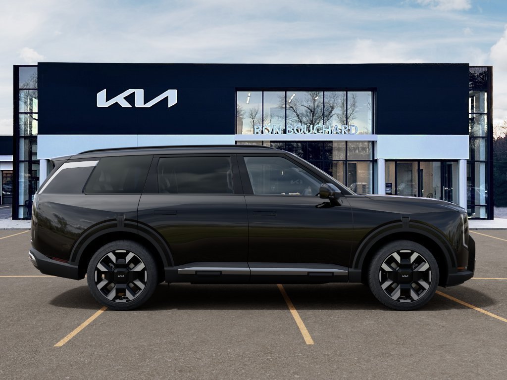 New 2027 Ebony Black Kia S image 7