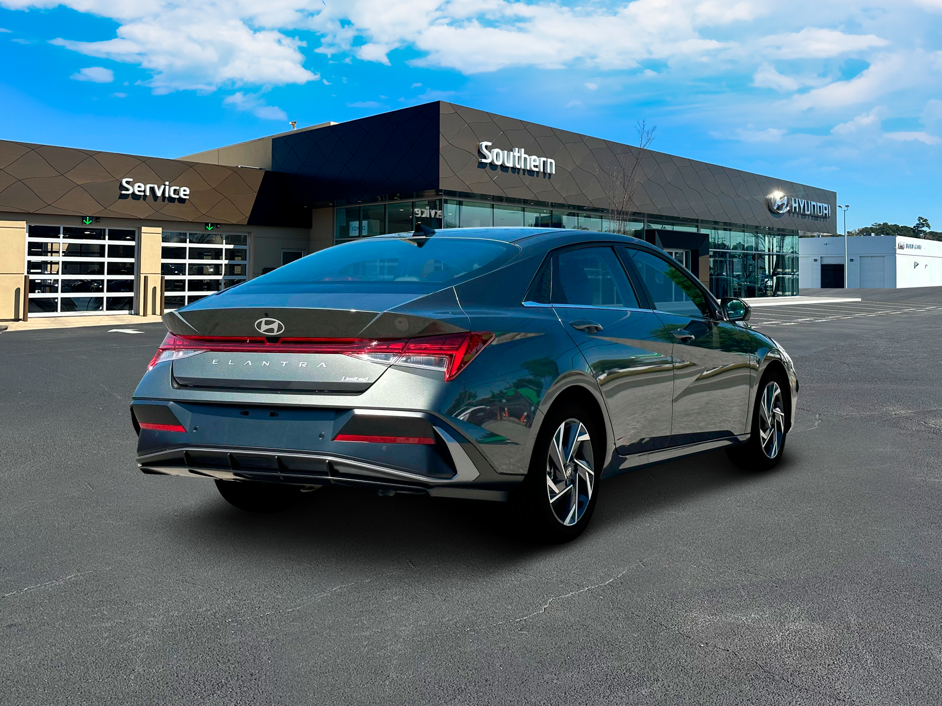 2025 Hyundai Elantra Limited - Photo 7