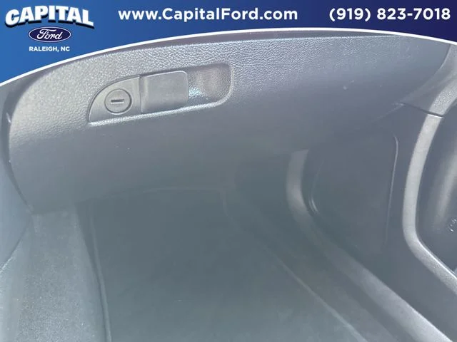 Used 2023 Red Chrysler Touring image 26