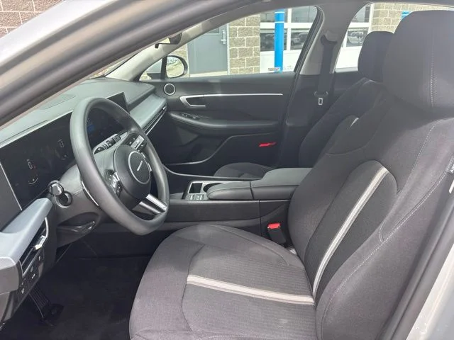 Used 2026 Silver Hyundai Blue image 12