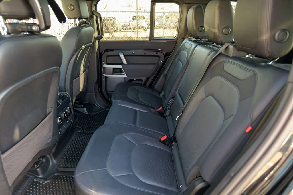 Used 2023 Santorini Black Metallic Land Rover X-Dynamic SE image 28